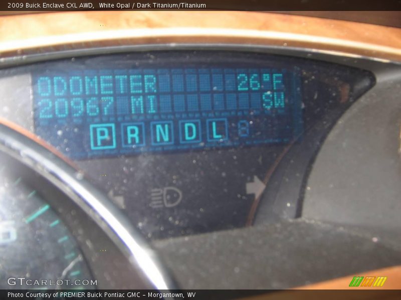 White Opal / Dark Titanium/Titanium 2009 Buick Enclave CXL AWD