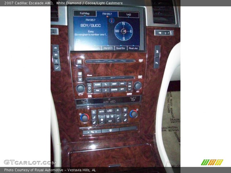 White Diamond / Cocoa/Light Cashmere 2007 Cadillac Escalade AWD