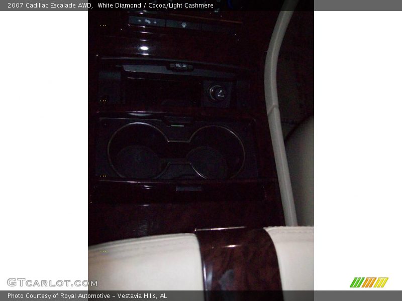 White Diamond / Cocoa/Light Cashmere 2007 Cadillac Escalade AWD
