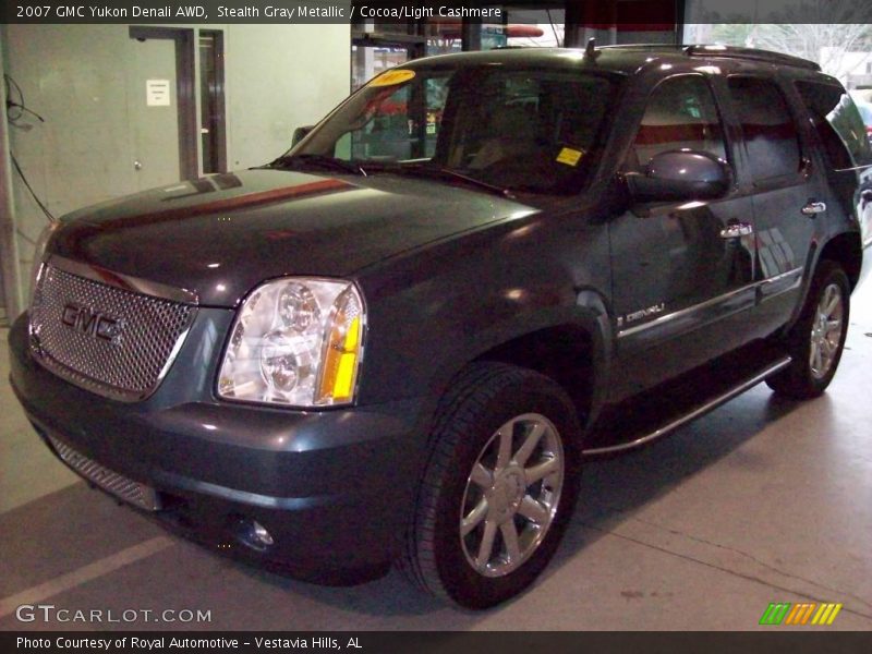 Stealth Gray Metallic / Cocoa/Light Cashmere 2007 GMC Yukon Denali AWD