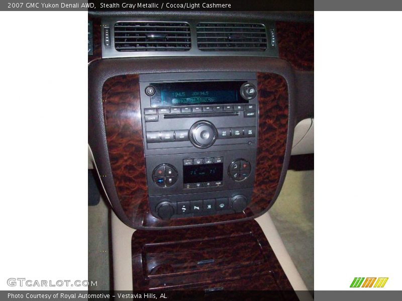 Stealth Gray Metallic / Cocoa/Light Cashmere 2007 GMC Yukon Denali AWD