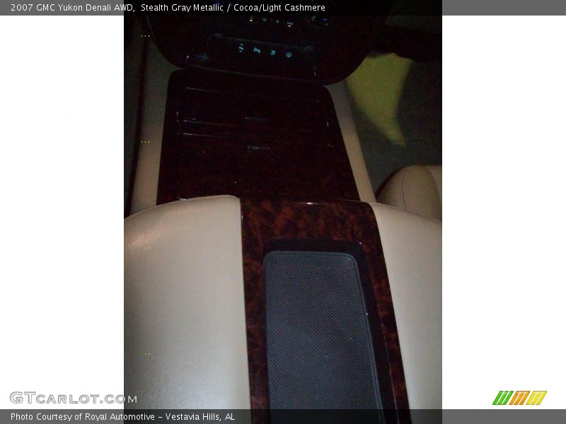 Stealth Gray Metallic / Cocoa/Light Cashmere 2007 GMC Yukon Denali AWD