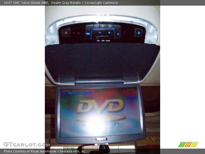 Stealth Gray Metallic / Cocoa/Light Cashmere 2007 GMC Yukon Denali AWD