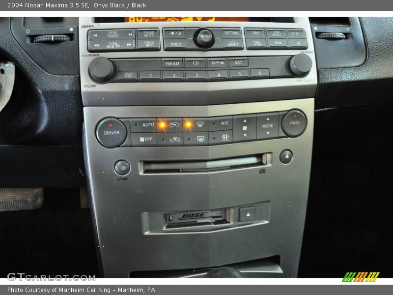 Onyx Black / Black 2004 Nissan Maxima 3.5 SE