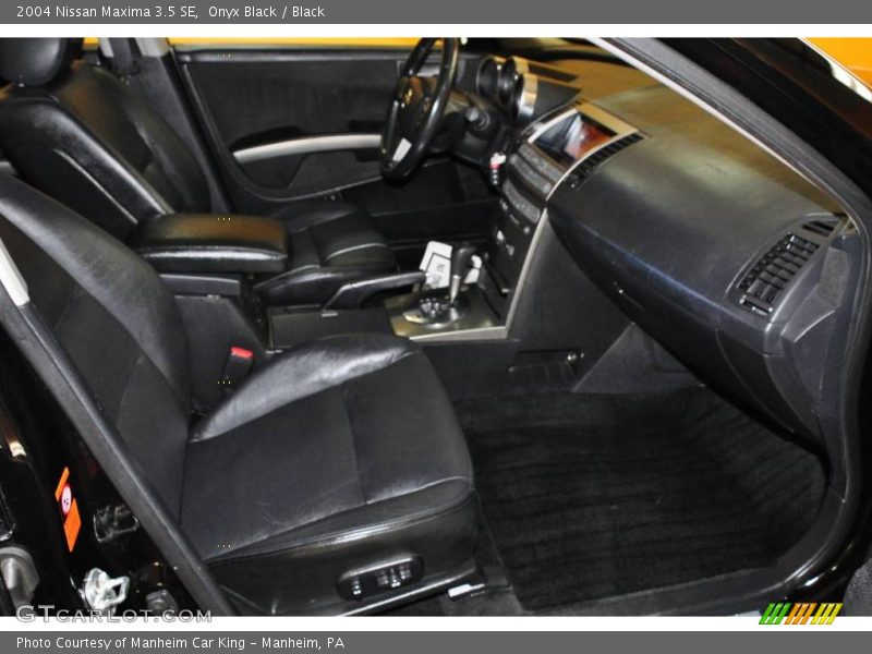 Onyx Black / Black 2004 Nissan Maxima 3.5 SE