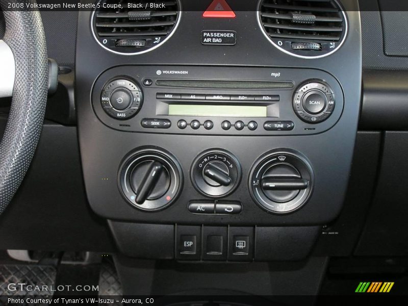 Black / Black 2008 Volkswagen New Beetle S Coupe