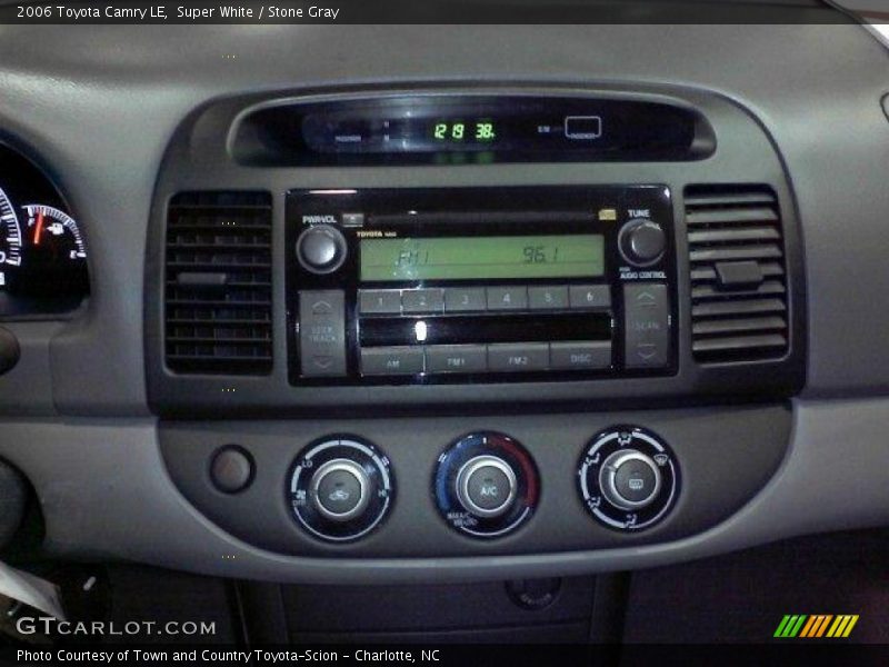 Super White / Stone Gray 2006 Toyota Camry LE