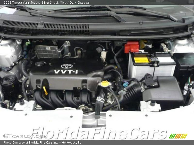 Silver Streak Mica / Dark Charcoal 2008 Toyota Yaris Sedan