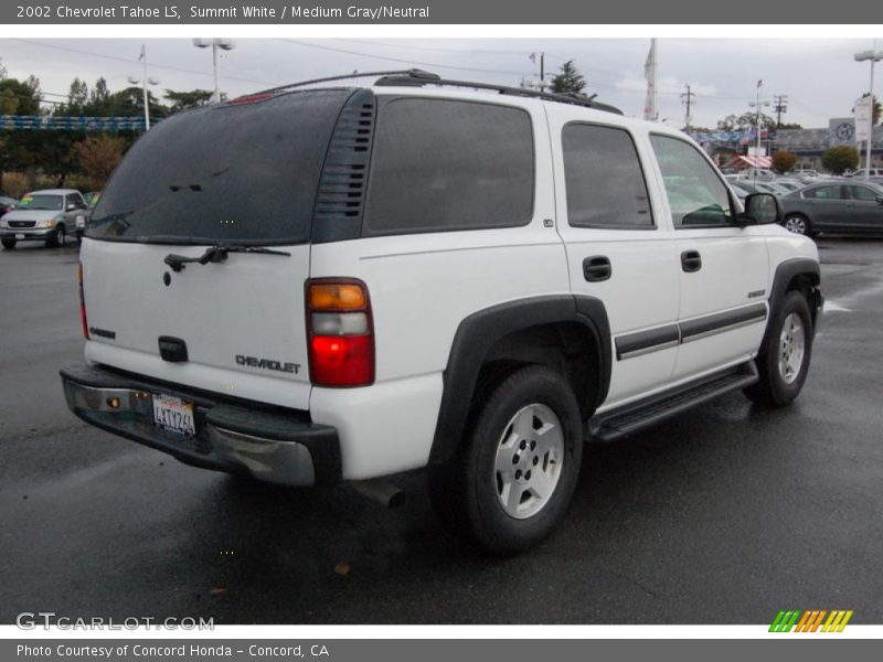 Summit White / Medium Gray/Neutral 2002 Chevrolet Tahoe LS