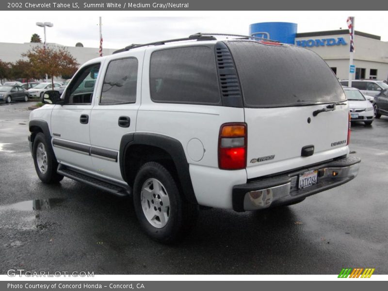 Summit White / Medium Gray/Neutral 2002 Chevrolet Tahoe LS