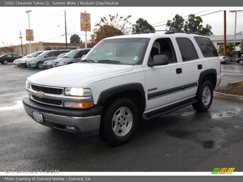 Summit White / Medium Gray/Neutral 2002 Chevrolet Tahoe LS