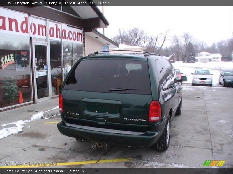 Forest Green Pearl / Camel 1999 Chrysler Town & Country LX