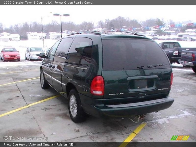 Forest Green Pearl / Camel 1999 Chrysler Town & Country LX