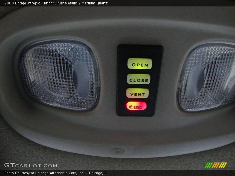 Bright Silver Metallic / Medium Quartz 2000 Dodge Intrepid