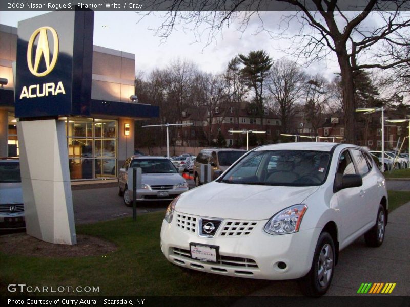 Phantom White / Gray 2009 Nissan Rogue S