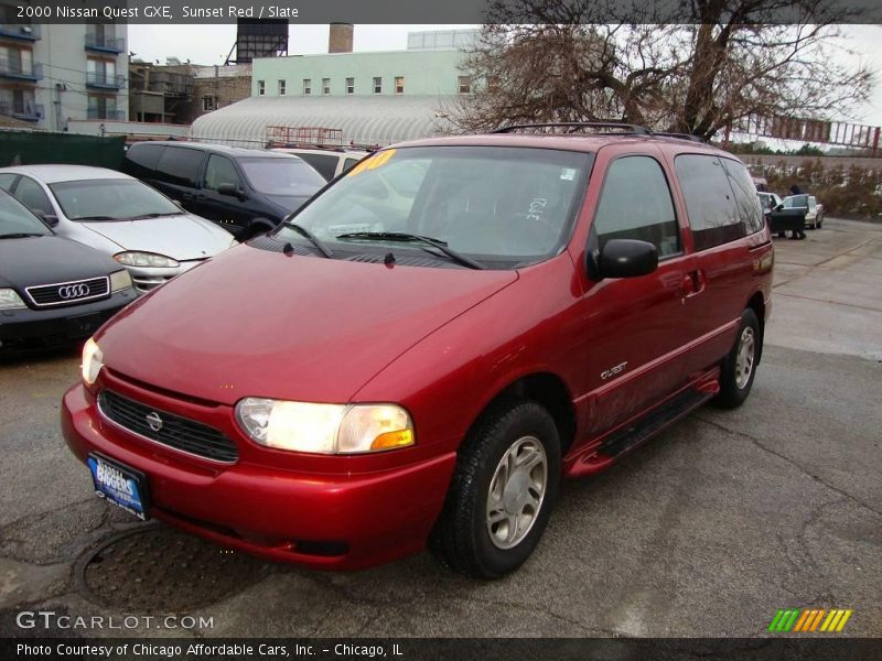 Sunset Red / Slate 2000 Nissan Quest GXE
