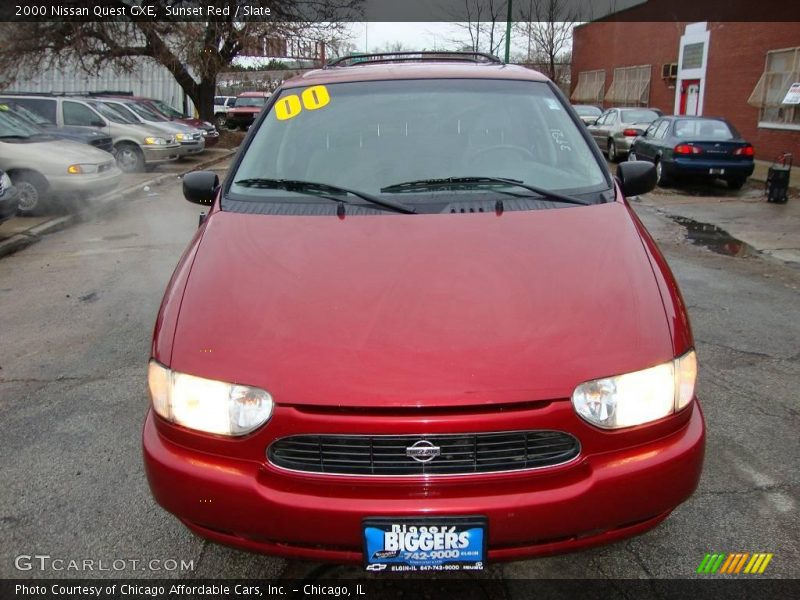 Sunset Red / Slate 2000 Nissan Quest GXE