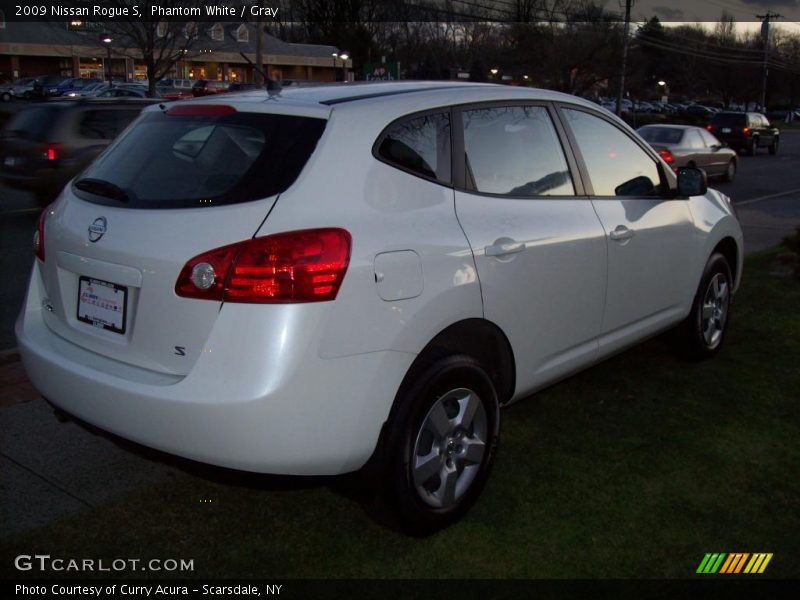 Phantom White / Gray 2009 Nissan Rogue S