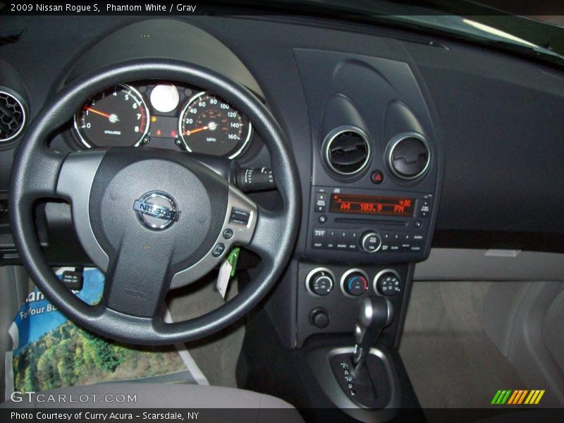 Phantom White / Gray 2009 Nissan Rogue S