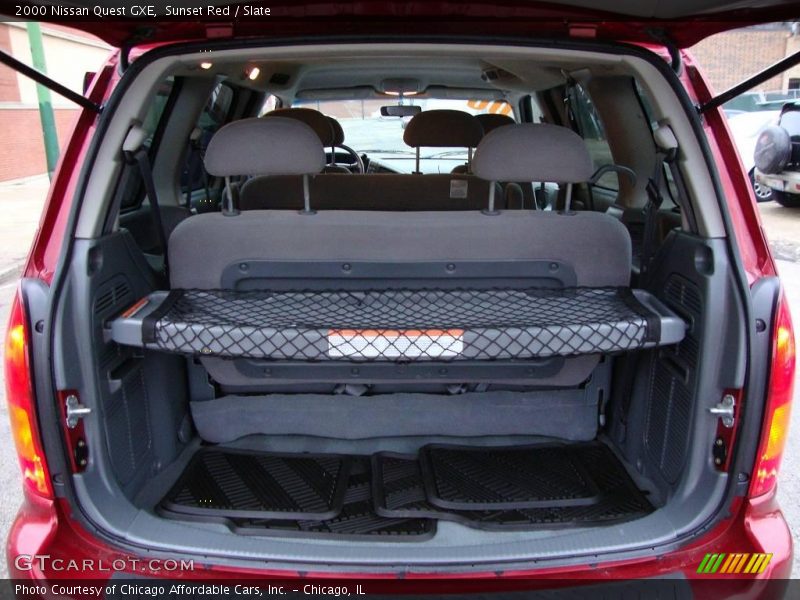 Sunset Red / Slate 2000 Nissan Quest GXE