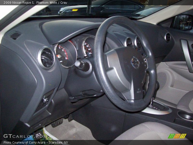 Phantom White / Gray 2009 Nissan Rogue S