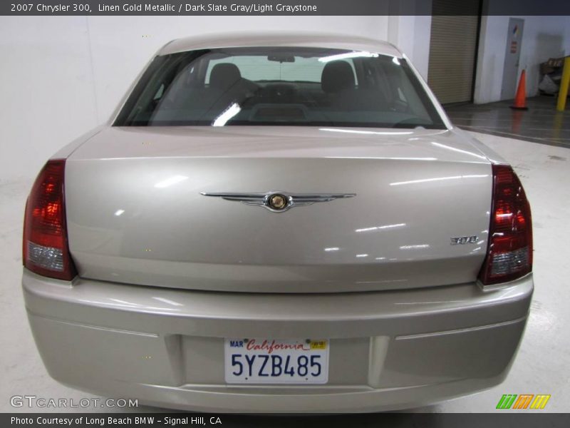 Linen Gold Metallic / Dark Slate Gray/Light Graystone 2007 Chrysler 300