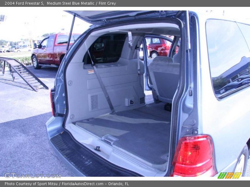 Medium Steel Blue Metallic / Flint Grey 2004 Ford Freestar S