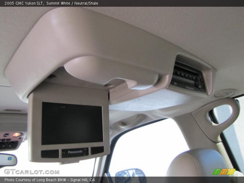 Summit White / Neutral/Shale 2005 GMC Yukon SLT