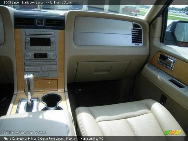 Black / Stone 2008 Lincoln Navigator Luxury 4x4