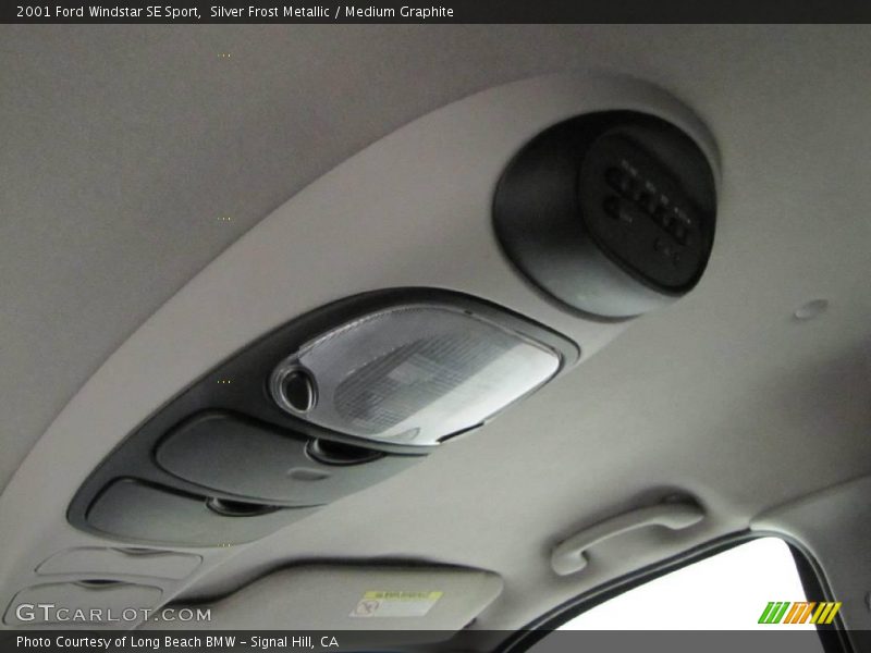 Silver Frost Metallic / Medium Graphite 2001 Ford Windstar SE Sport