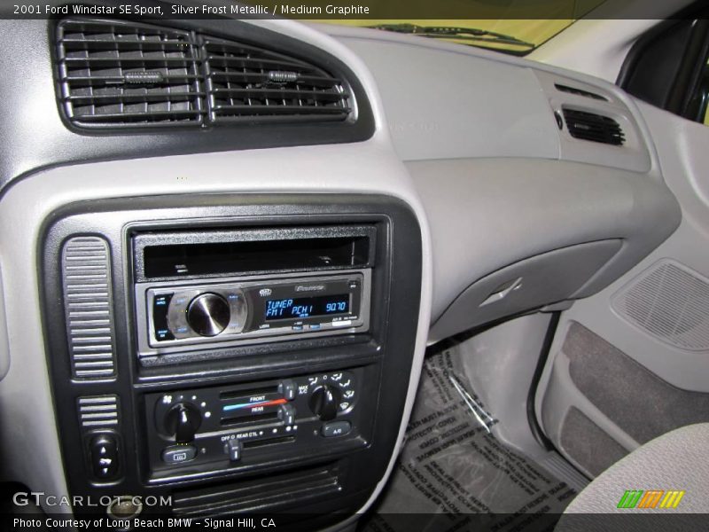 Silver Frost Metallic / Medium Graphite 2001 Ford Windstar SE Sport