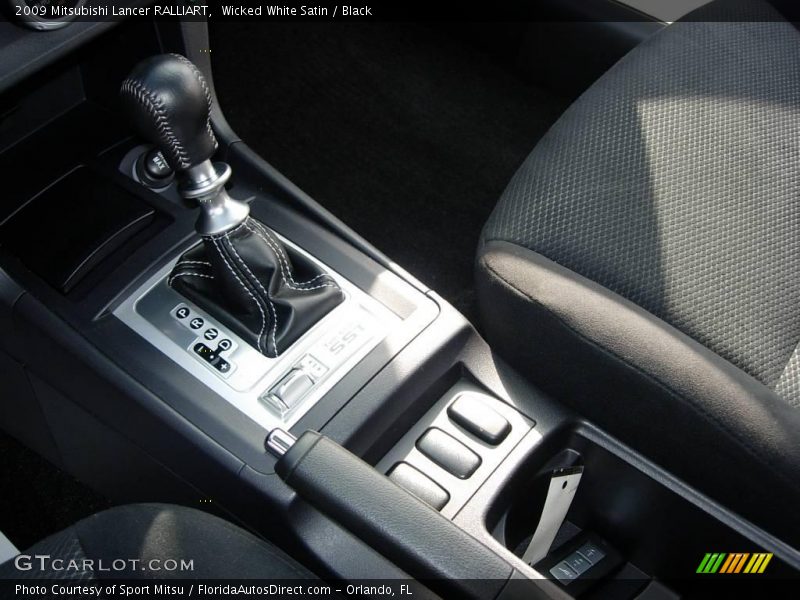 Wicked White Satin / Black 2009 Mitsubishi Lancer RALLIART