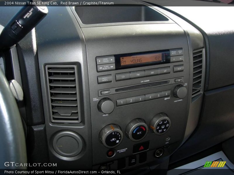 Red Brawn / Graphite/Titanium 2004 Nissan Titan SE King Cab