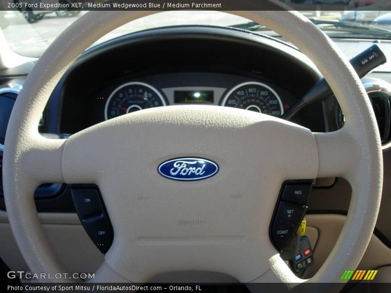 Medium Wedgewood Blue / Medium Parchment 2005 Ford Expedition XLT