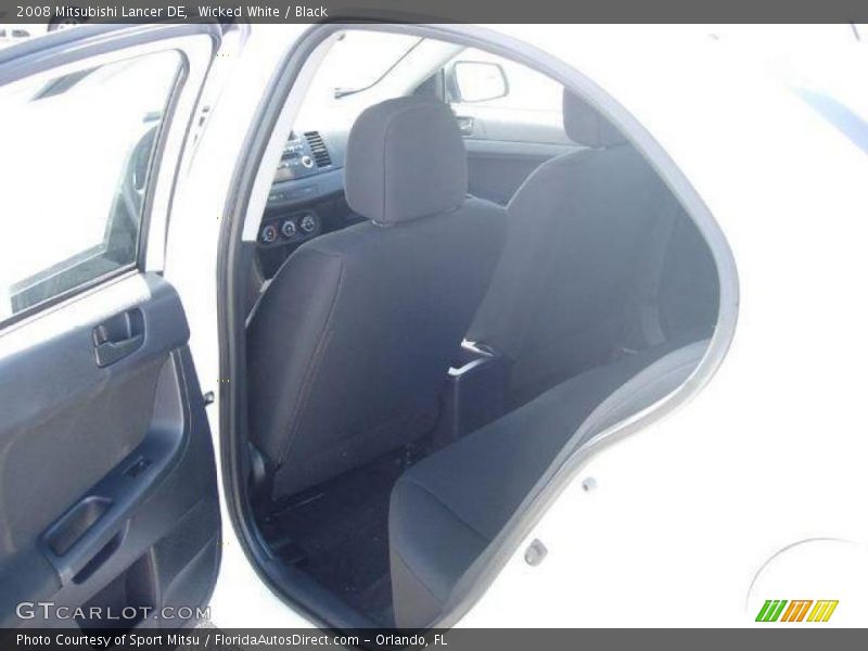 Wicked White / Black 2008 Mitsubishi Lancer DE