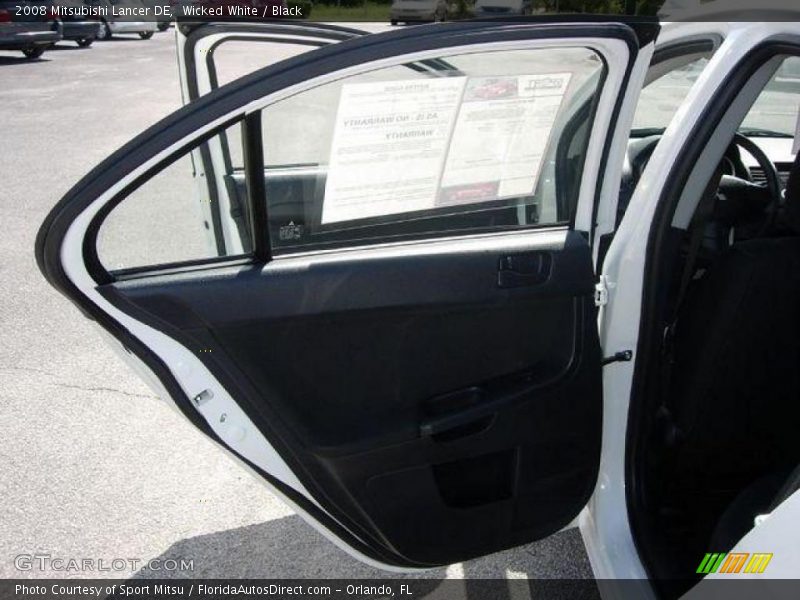 Wicked White / Black 2008 Mitsubishi Lancer DE