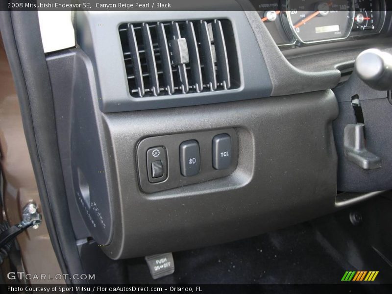 Canyon Beige Pearl / Black 2008 Mitsubishi Endeavor SE