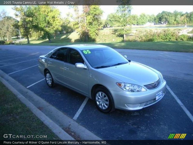Lunar Mist Metallic / Gray 2005 Toyota Camry LE
