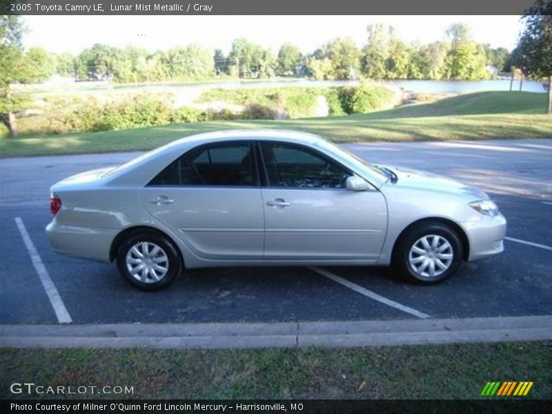 Lunar Mist Metallic / Gray 2005 Toyota Camry LE