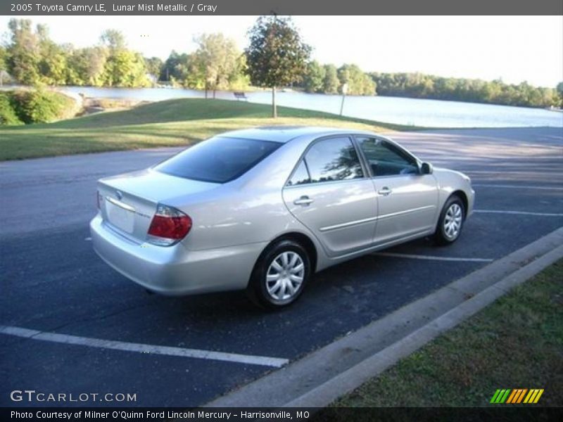 Lunar Mist Metallic / Gray 2005 Toyota Camry LE
