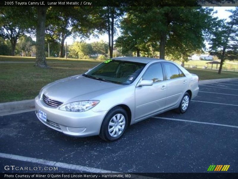 Lunar Mist Metallic / Gray 2005 Toyota Camry LE