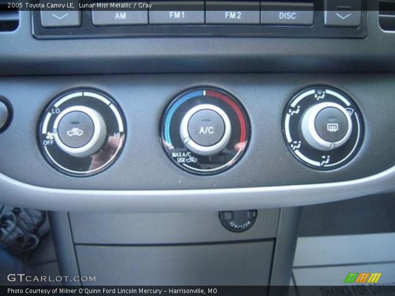Lunar Mist Metallic / Gray 2005 Toyota Camry LE