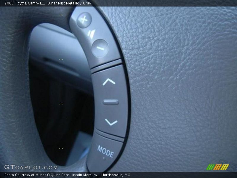 Lunar Mist Metallic / Gray 2005 Toyota Camry LE