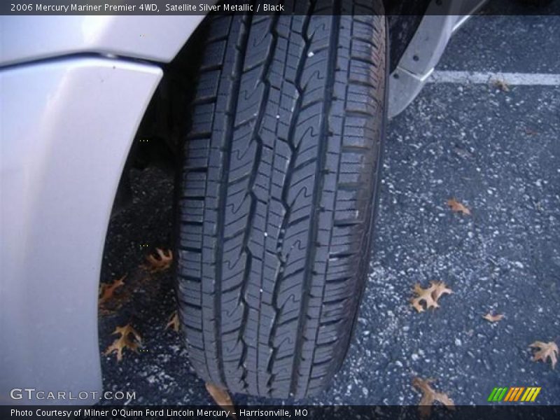 Satellite Silver Metallic / Black 2006 Mercury Mariner Premier 4WD