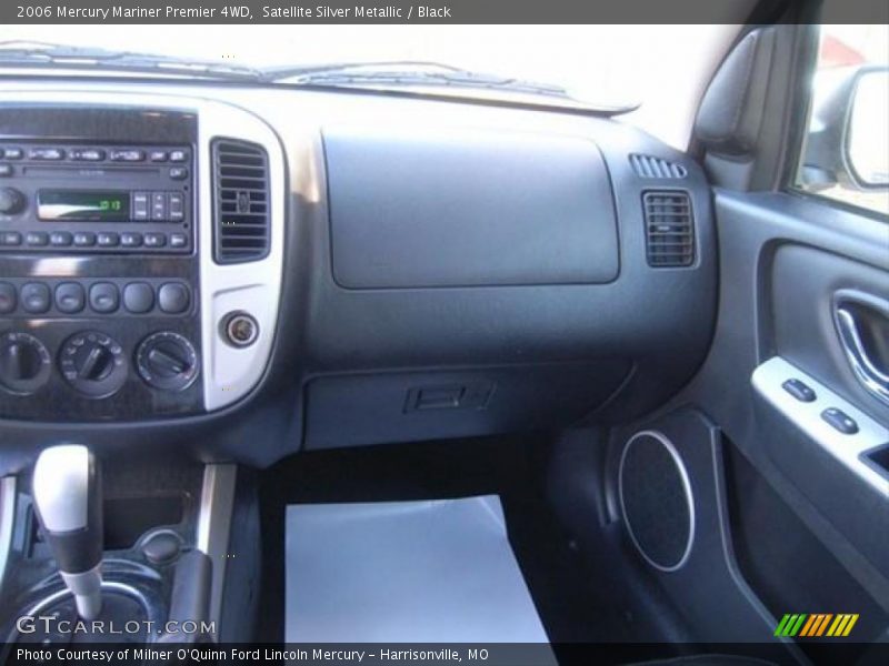 Satellite Silver Metallic / Black 2006 Mercury Mariner Premier 4WD