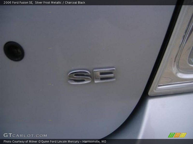 Silver Frost Metallic / Charcoal Black 2006 Ford Fusion SE