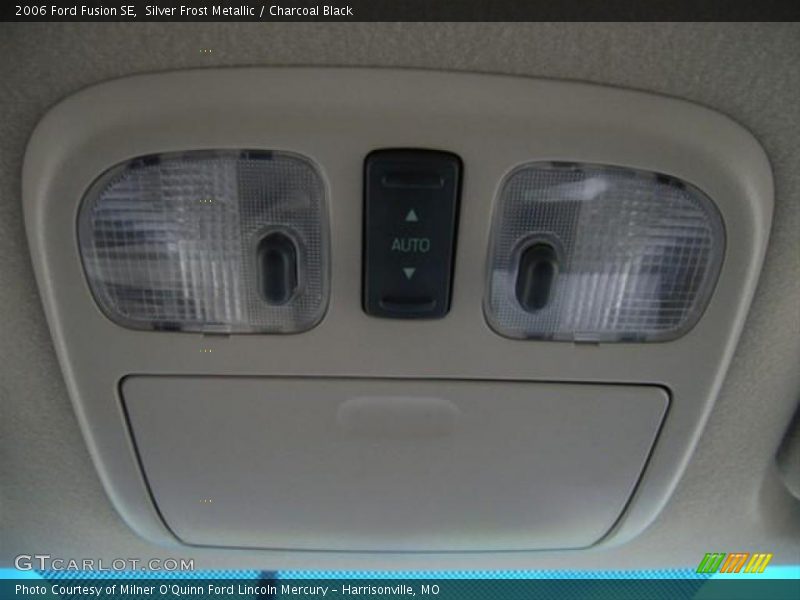 Silver Frost Metallic / Charcoal Black 2006 Ford Fusion SE