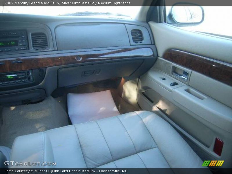 Silver Birch Metallic / Medium Light Stone 2009 Mercury Grand Marquis LS