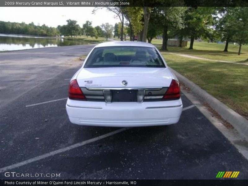 Vibrant White / Medium Light Stone 2009 Mercury Grand Marquis LS