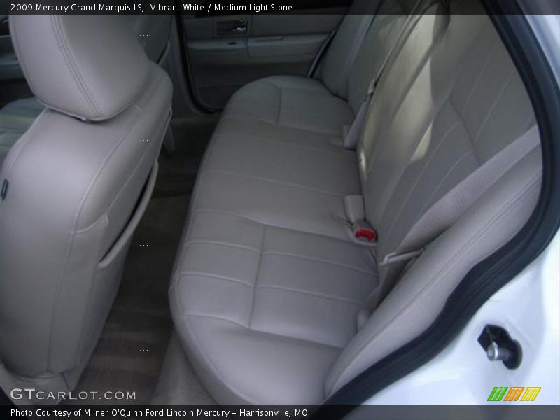 Vibrant White / Medium Light Stone 2009 Mercury Grand Marquis LS